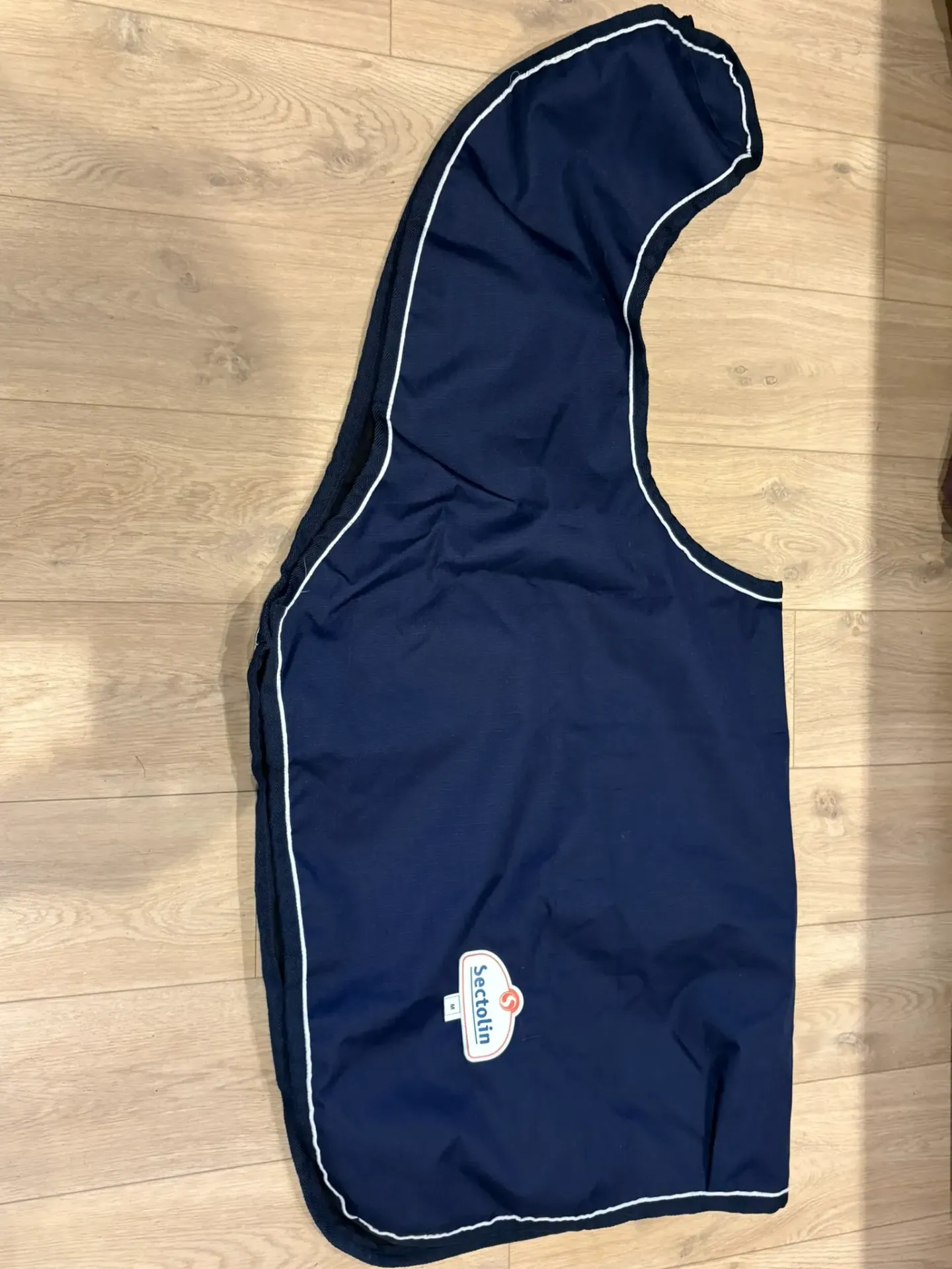 Uitrijdeken donkerblauw maat M