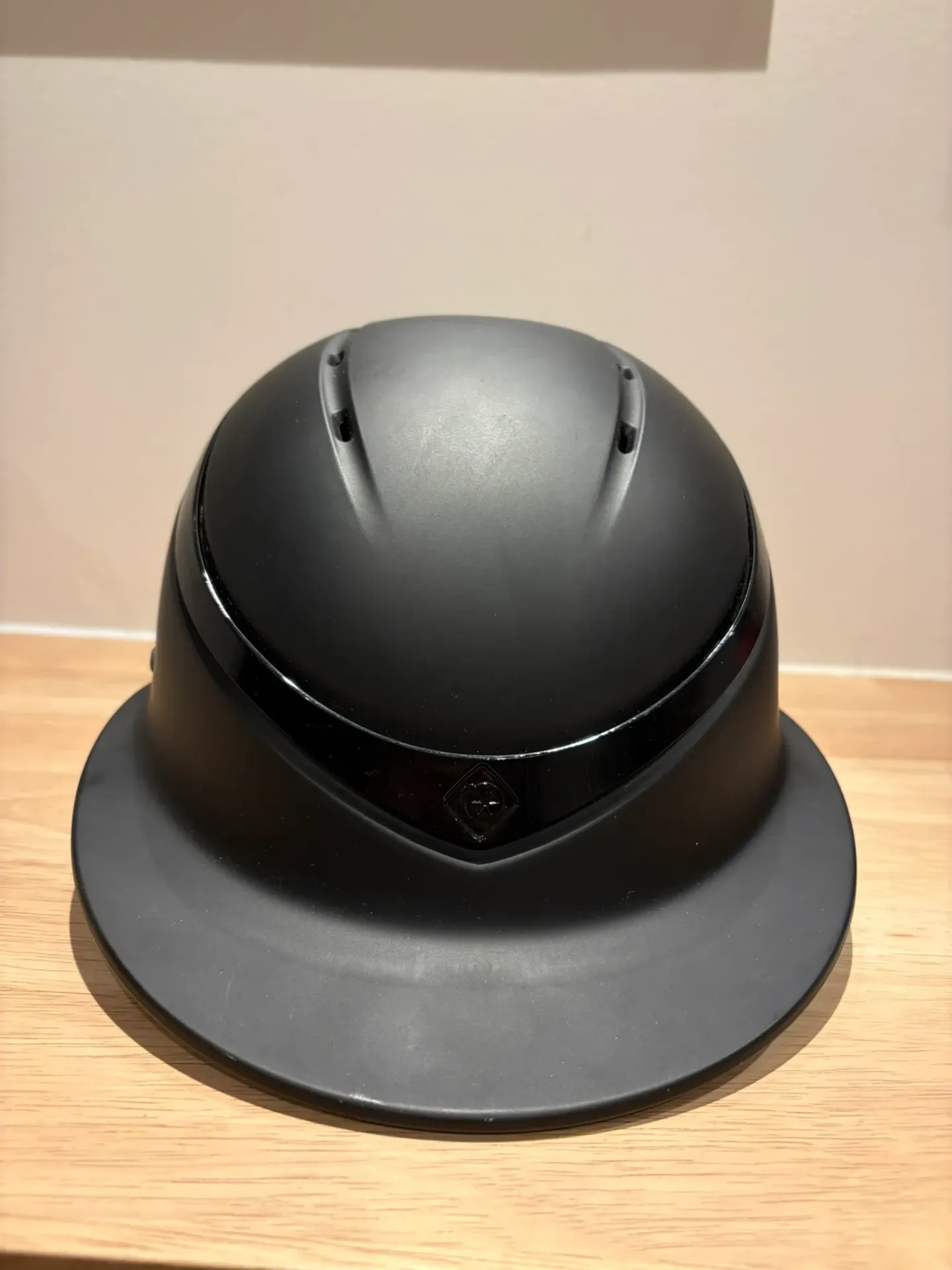 [K015A008] Cap Charles Owen Luna