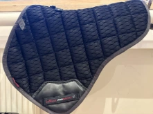 Zadeldekje Lemieux Carbon Mesh